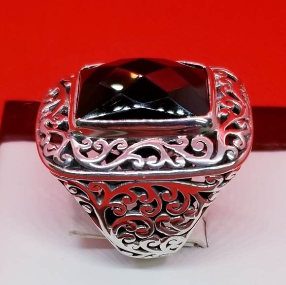 STERLING SILVER LARGE FACETED ONYX ORNATE RING - Picture 3 of 6